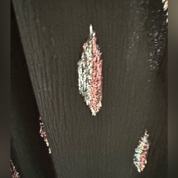 Sleeveless blouse with metallic pattern - Picture 9 of 12